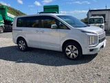 2024 Mitsubishi Delica D:5 2.2 M Diesel Turbo 4WD Sedan for sale, Japanese used car export - photo 9 of 15 | GULJI TRADERS