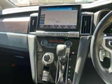 2024 Mitsubishi Delica D:5 2.2 M Diesel Turbo 4WD Sedan for sale, Japanese used car export - photo 11 of 15 | GULJI TRADERS