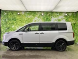2024 Mitsubishi Delica D:5 4WD Sedan for sale, Japanese used car export - photo 2 of 9 | GULJI TRADERS