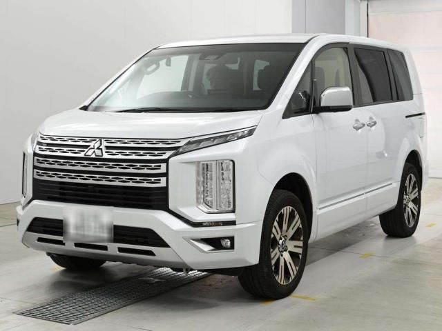 2024 Mitsubishi Delica D:5 P 4WD - photo 1 2024 Mitsubishi Delica D:5 P 4WD Sedan for sale, Japanese used car export - photo 1 of 9 | GULJI TRADERS