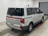 2024 Mitsubishi Delica D:5 P 4WD Sedan for sale, Japanese used car export - photo 5 of 7 | GULJI TRADERS