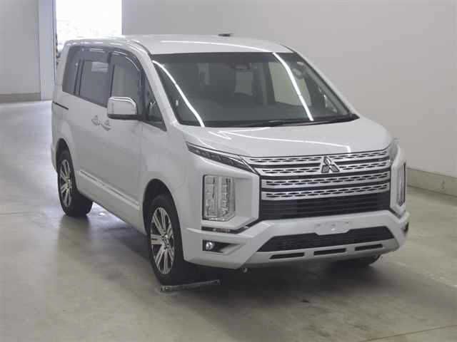 2024 Mitsubishi Delica D:5 P - photo 1 2024 Mitsubishi Delica D:5 P Sedan for sale, Japanese used car export | GULJI TRADERS
