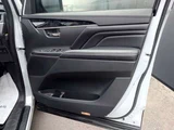2025 Mitsubishi Delica D:5 2.2 Diesel Turbo 4 Sedan for sale, Japanese used car export - photo 32 of 51 | GULJI TRADERS