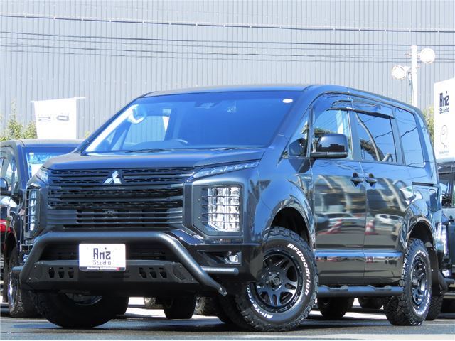 2025 Mitsubishi Delica D:5 Sedan for sale, Japanese used car export - photo 1 of 47 | GULJI TRADERS