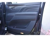 2025 Mitsubishi Delica D:5 2.2 Diesel Turbo 4WD Sedan for sale, Japanese used car export - photo 31 of 54 | GULJI TRADERS
