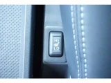 2025 Mitsubishi Delica D:5 2.2 Diesel Turbo 4WD Sedan for sale, Japanese used car export - photo 42 of 54 | GULJI TRADERS