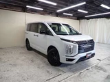 2025 Mitsubishi Delica D:5 2.2 Diesel Turbo 4WD Sedan for sale, Japanese used car export - photo 22 of 50 | GULJI TRADERS