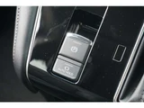 2025 Mitsubishi Delica D:5 2.2 Diesel Turbo 4WD Sedan for sale, Japanese used car export - photo 44 of 52 | GULJI TRADERS