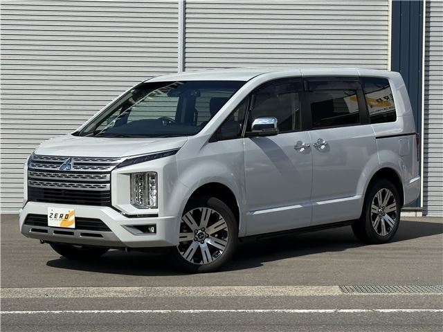 2025 Mitsubishi Delica D:5 P - photo 1 2025 Mitsubishi Delica D:5 P Sedan for sale, Japanese used car export | GULJI TRADERS