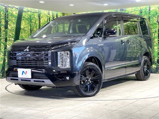 2025 Mitsubishi Delica D:5 Sedan for sale, Japanese used car export - photo 1 of 30 | GULJI TRADERS