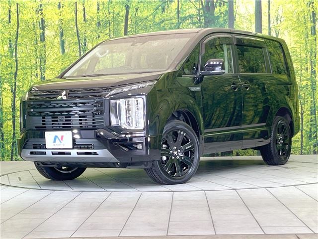 2025 Mitsubishi Delica D:5 Sedan for sale, Japanese used car export - photo 1 of 30 | GULJI TRADERS