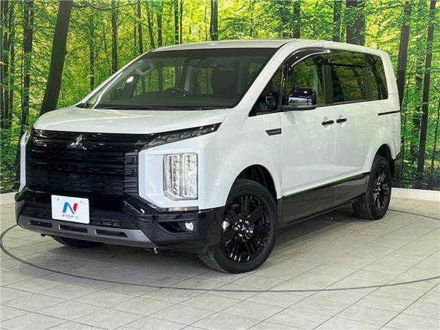 2025 Mitsubishi Delica D:5 Sedan for sale, Japanese used car export - photo 1 of 30 | GULJI TRADERS