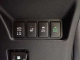 2025 Mitsubishi Delica D:5 2.2 Diesel Turbo 4WD Sedan for sale, Japanese used car export - photo 16 of 48 | GULJI TRADERS