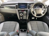 2025 Mitsubishi Delica D:5 4WD Sedan for sale, Japanese used car export - photo 3 of 24 | GULJI TRADERS