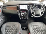2025 Mitsubishi Delica D:5 P 4WD Sedan for sale, Japanese used car export - photo 5 of 24 | GULJI TRADERS