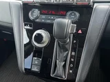 2025 Mitsubishi Delica D:5 P 4WD Sedan for sale, Japanese used car export - photo 9 of 24 | GULJI TRADERS