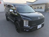 2025 Mitsubishi Delica D:5 2.2 P 4WD Sedan for sale, Japanese used car export - photo 6 of 30 | GULJI TRADERS