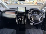 2025 Mitsubishi Delica D:5 2.2 P 4WD Sedan for sale, Japanese used car export - photo 17 of 30 | GULJI TRADERS