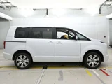 2025 Mitsubishi Delica D:5 P 4WD Sedan for sale, Japanese used car export - photo 3 of 12 | GULJI TRADERS