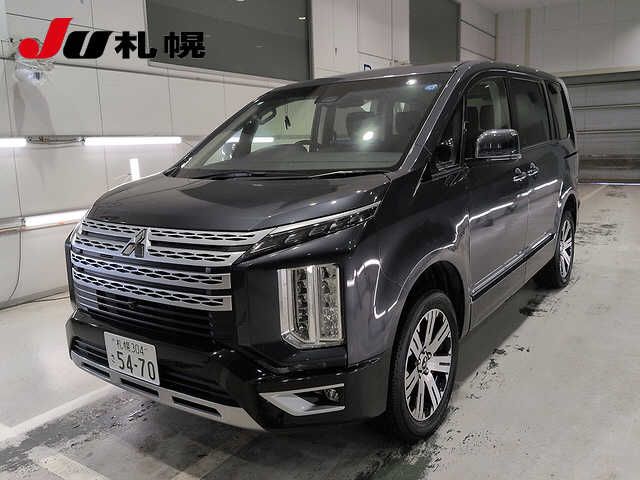 2025 Mitsubishi Delica D:5 4WD P Sedan for sale, Japanese used car export - photo 1 of 3 | GULJI TRADERS