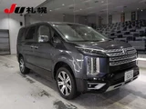 2025 Mitsubishi Delica D:5 4WD P Sedan for sale, Japanese used car export - photo 8 of 10 | GULJI TRADERS