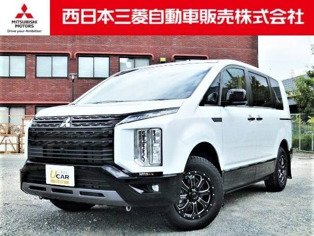 2025 Mitsubishi Delica D:5 2.2 - photo 1 2025 Mitsubishi Delica D:5 2.2 Sedan for sale, Japanese used car export - photo 1 of 9 | GULJI TRADERS