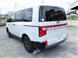 2025 Mitsubishi Delica D:5 2.2 Sedan for sale, Japanese used car export - photo 2 of 9 | GULJI TRADERS