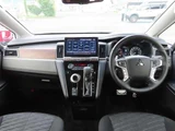 2025 Mitsubishi Delica D:5 2.2 P Diesel Turbo 4W Sedan for sale, Japanese used car export - photo 3 of 9 | GULJI TRADERS