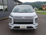 2025 Mitsubishi Delica D:5 2.2 P Diesel Turbo 4W Sedan for sale, Japanese used car export - photo 5 of 9 | GULJI TRADERS