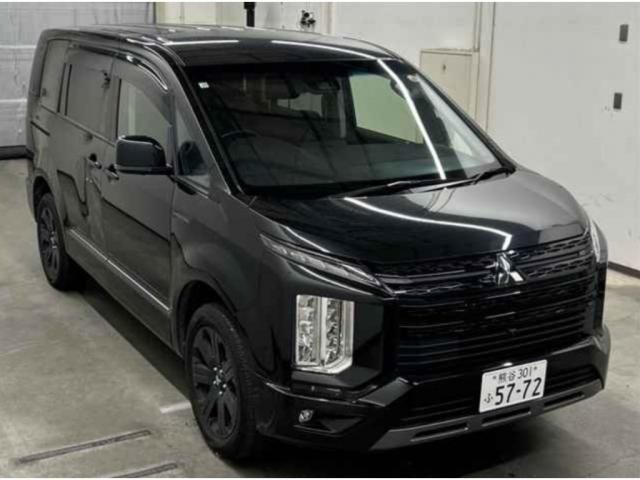 2025 Mitsubishi Delica D:5 4WD - photo 1 2025 Mitsubishi Delica D:5 4WD Sedan for sale, Japanese used car export | GULJI TRADERS
