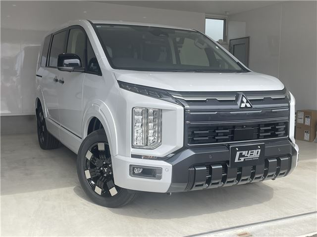 2026 Mitsubishi Delica D:5 P Sedan for sale, Japanese used car export - photo 1 of 41 | GULJI TRADERS
