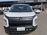 2026 Mitsubishi Delica D:5 2.2 P Diesel Turbo 4WD Sedan for sale, Japanese used car export - photo 4 of 24 | GULJI TRADERS