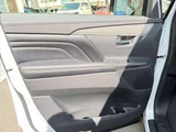 2026 Mitsubishi Delica D:5 2.2 P Diesel Turbo 4WD Sedan for sale, Japanese used car export - photo 14 of 24 | GULJI TRADERS