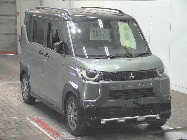 2024 Mitsubishi Delica Mini 4WD Sedan for sale, Japanese used car export - photo 1 of 6 | GULJI TRADERS