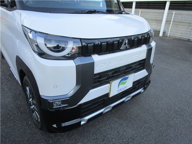 2025 Mitsubishi Delica Mini T - photo 1 2025 Mitsubishi Delica Mini T Sedan for sale, Japanese used car export - photo 1 of 52 | GULJI TRADERS
