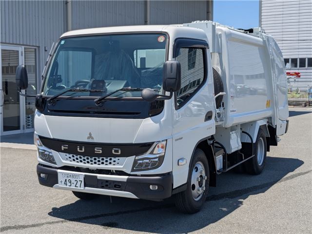 2026 Mitsubishi Fuso Canter White Truck for sale, Japanese used car export - photo 1 of 46 | GULJI TRADERS
