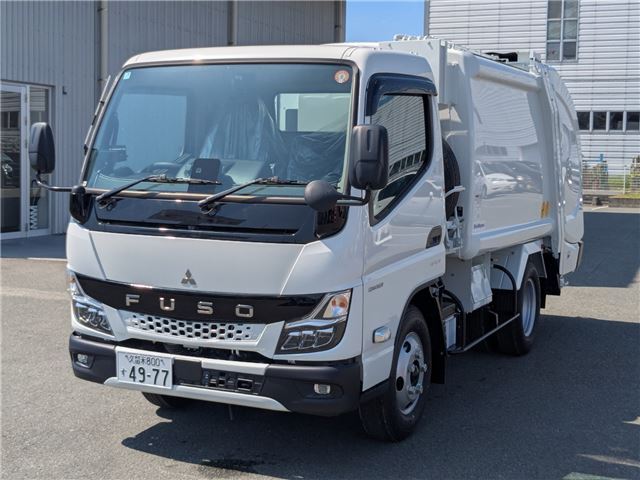 2026 Mitsubishi Fuso Canter White Truck for sale, Japanese used car export - photo 1 of 45 | GULJI TRADERS