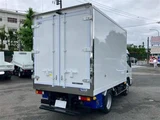 2026 Mitsubishi Fuso Canter 2-ton short-wheelbase refrigerated/frozen vehicle White Truck for sale, Japanese used car export - photo 5 of 30 | GULJI TRADERS