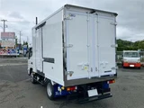 2026 Mitsubishi Fuso Canter 2-ton short-wheelbase refrigerated/frozen vehicle White Truck for sale, Japanese used car export - photo 7 of 30 | GULJI TRADERS