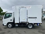 2026 Mitsubishi Fuso Canter 2-ton short-wheelbase refrigerated/frozen vehicle White Truck for sale, Japanese used car export - photo 8 of 30 | GULJI TRADERS