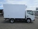 2026 Mitsubishi Fuso Canter Low temperature, no power gate, not applicable, 2WD White Truck for sale, Japanese used car export - photo 8 of 19 | GULJI TRADERS