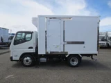 2026 Mitsubishi Fuso Canter Low temperature, no power gate, not applicable, 2WD White Truck for sale, Japanese used car export - photo 9 of 19 | GULJI TRADERS