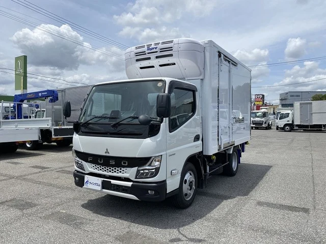 2026 Mitsubishi Fuso Canter 2WD - photo 1 2026 Mitsubishi Fuso Canter 2WD White Truck for sale, Japanese used car export | GULJI TRADERS
