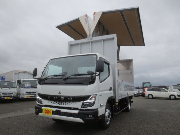 2026 Mitsubishi Fuso Canter 2WD White Truck for sale, Japanese used car export - photo 1 of 18 | GULJI TRADERS