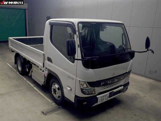 2026 Mitsubishi Fuso Canter 4WD 2t White Truck for sale, Japanese used car export - photo 1 of 10 | GULJI TRADERS