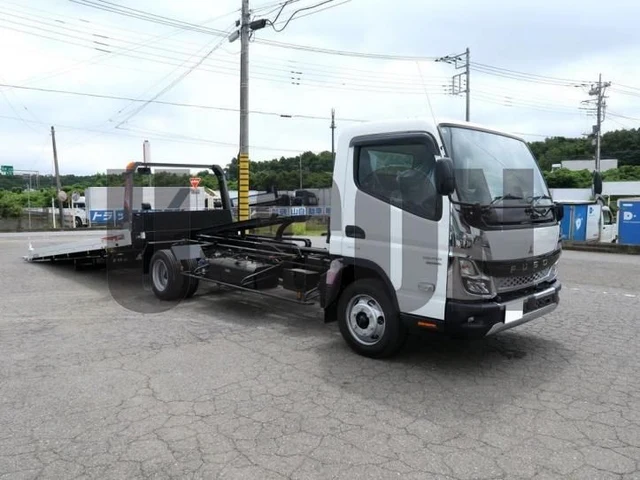 2026 Mitsubishi Fuso Canter Other Truck for sale, Japanese used car export | GULJI TRADERS
