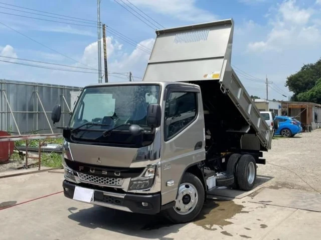 2026 Mitsubishi Fuso Canter - photo 1 2026 Mitsubishi Fuso Canter Other Truck for sale, Japanese used car export | GULJI TRADERS