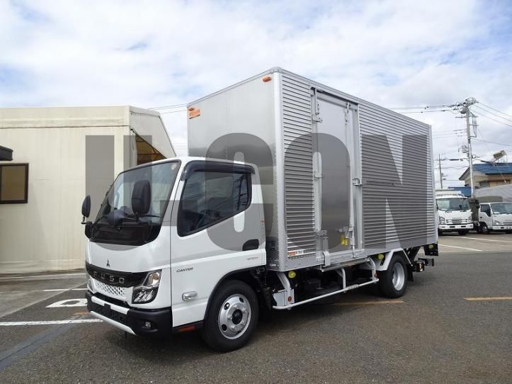 2026 Mitsubishi Fuso Canter - photo 1 2026 Mitsubishi Fuso Canter Other Truck for sale, Japanese used car export - photo 1 of 21 | GULJI TRADERS