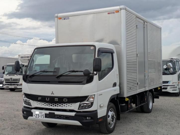 2026 Mitsubishi Fuso Canter - photo 1 2026 Mitsubishi Fuso Canter Other Truck for sale, Japanese used car export - photo 1 of 21 | GULJI TRADERS
