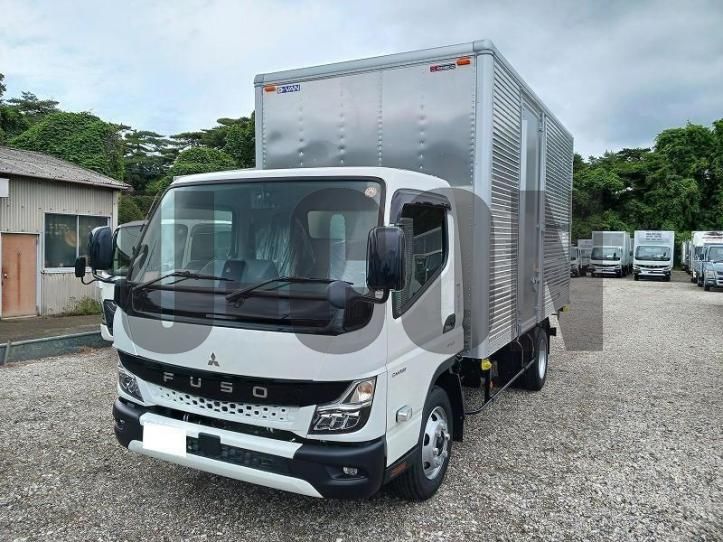 2026 Mitsubishi Fuso Canter - photo 1 2026 Mitsubishi Fuso Canter Other Truck for sale, Japanese used car export - photo 1 of 21 | GULJI TRADERS